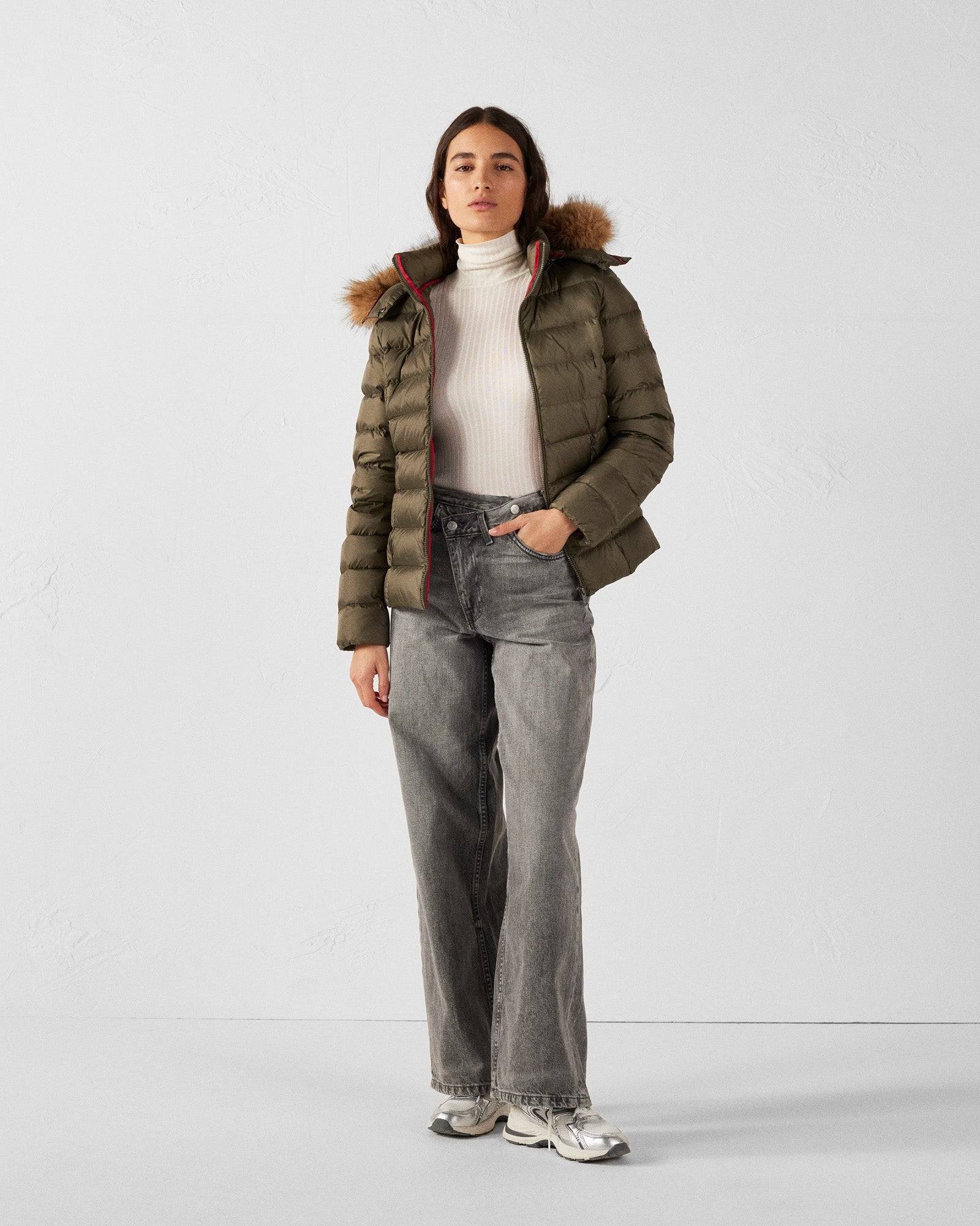 2_LUXE_FW24WDOW65-255_11.jpg